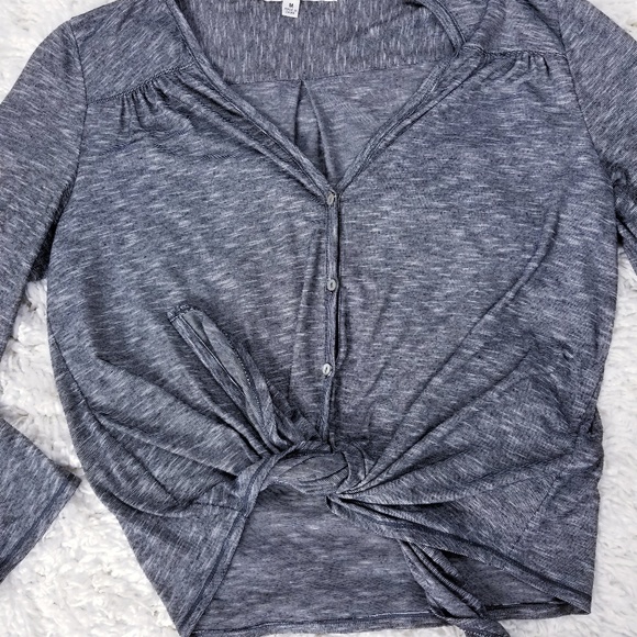 Max Studio Tops - MAX STUDIO ® Tie-Front Blouse  ✔️